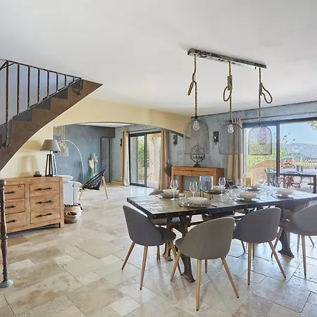 Family House L'oasis Holiday home